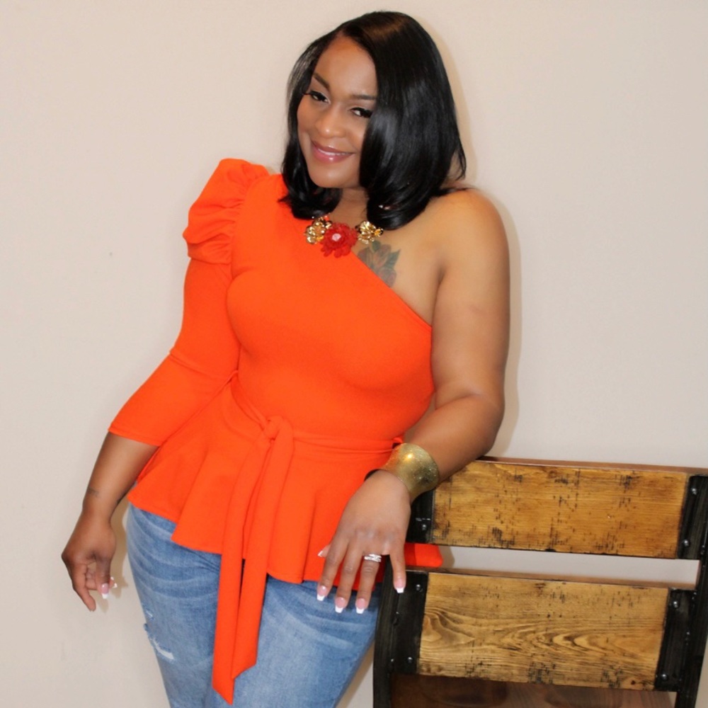 One shoulder top (orange)